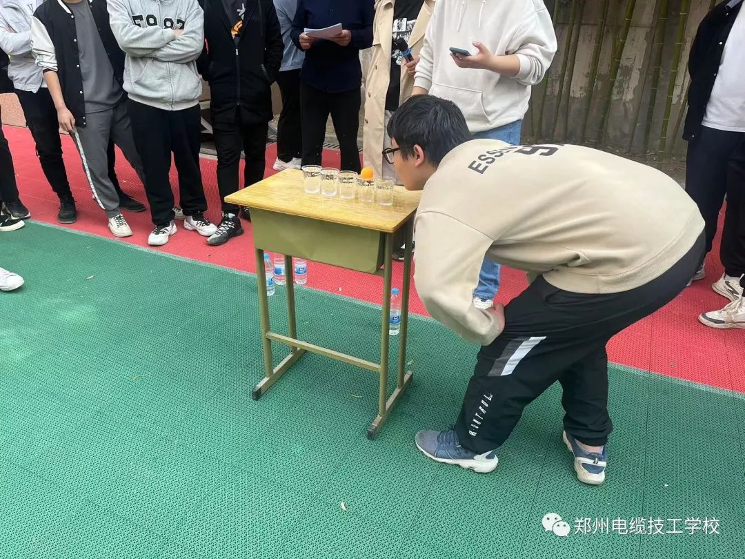 多彩校园 趣味运动会